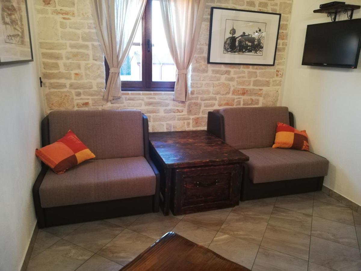 Apartments Oliva Фиорини Экстерьер фото